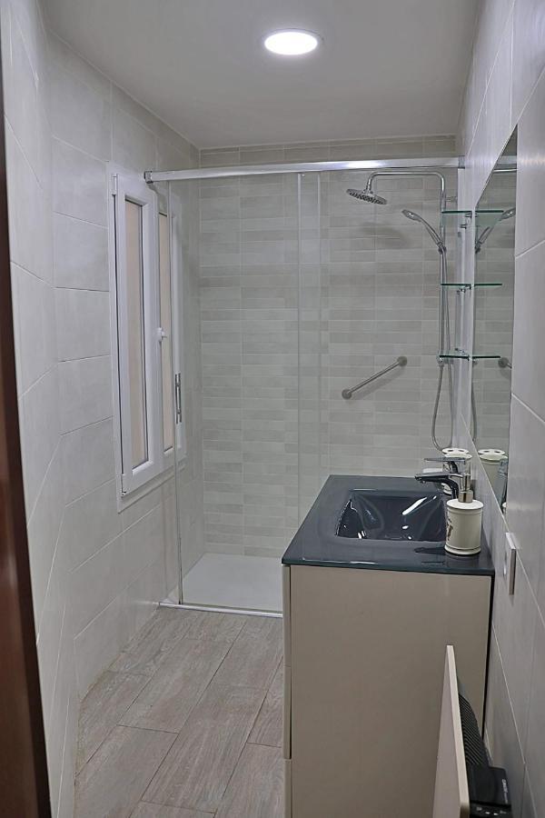 La Marina Apartment Gijon Bagian luar foto